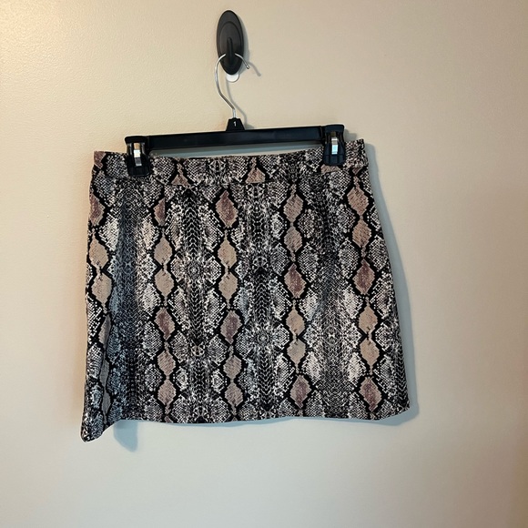 Altar’d State Denim Miniskirt - Picture 4 of 4